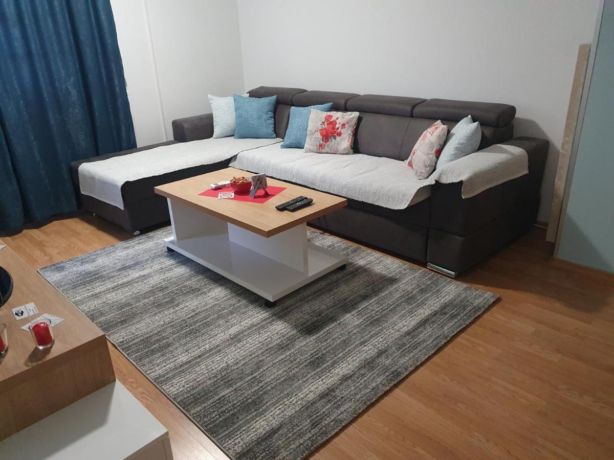 Dada Apartment